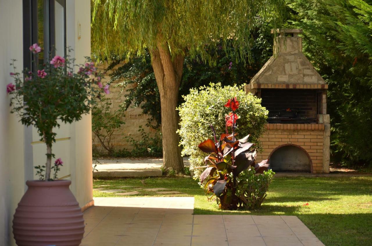 Villa Rotunda A Kolimvárion Luaran gambar